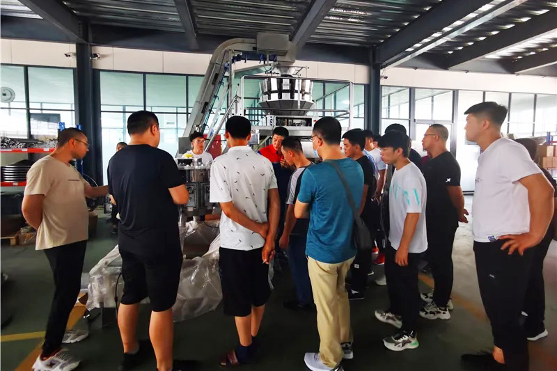 銳智風(fēng)采.jpg 銳智風(fēng)采.jpg