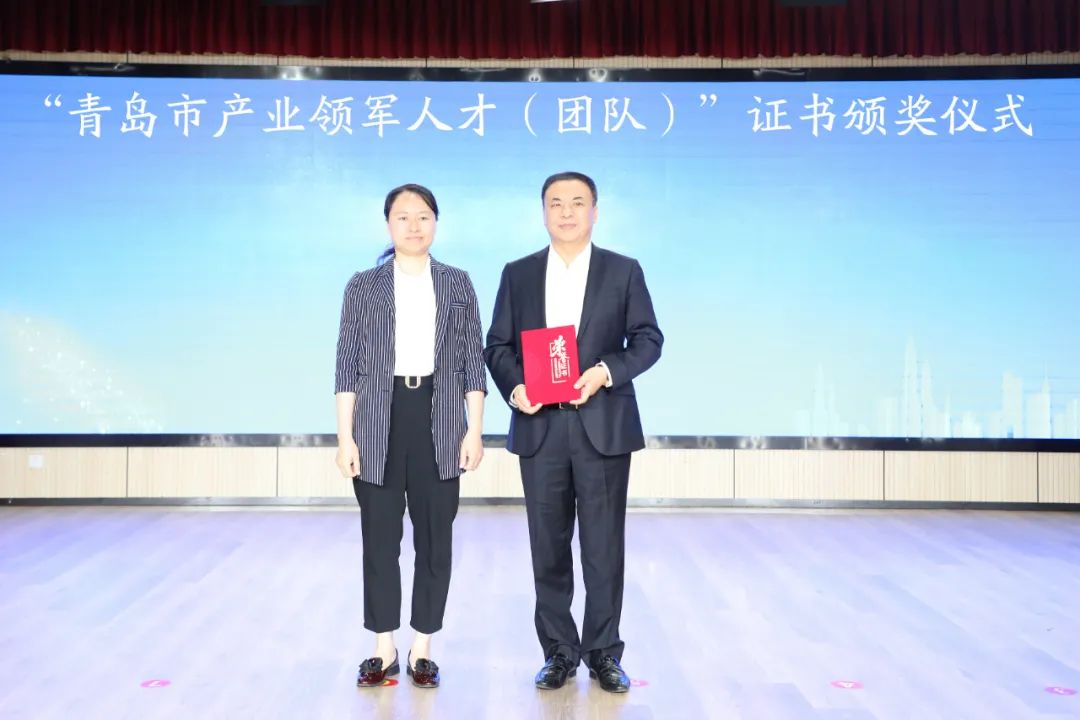 走進(jìn)科技 你我同行，青島市科技局局長朱鐵一一行蒞臨我司實地調(diào)研