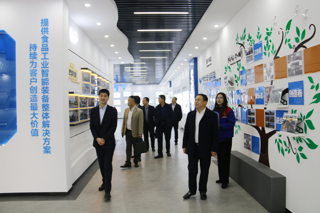 山東理工大學黨委常委、副校長陳靖一行蒞臨銳智開展走訪調(diào)研活動